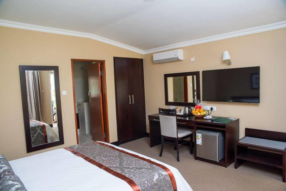 Hotel Sunbird Lilongüe Exterior foto
